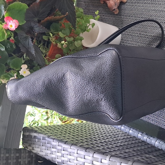 Coach Turnlock Chain 27 Black Leather Shoulder Bag 57107 Excellent Condition - Picture 6 of 12